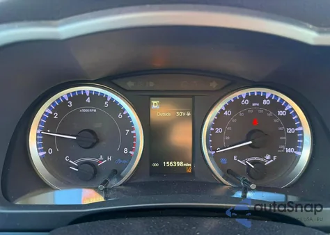 2019 Toyota Highlander Le from USA, damaged, VIN 5TDBZRFH3KS745194